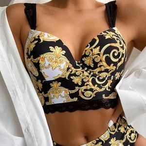 Vintage print bra
